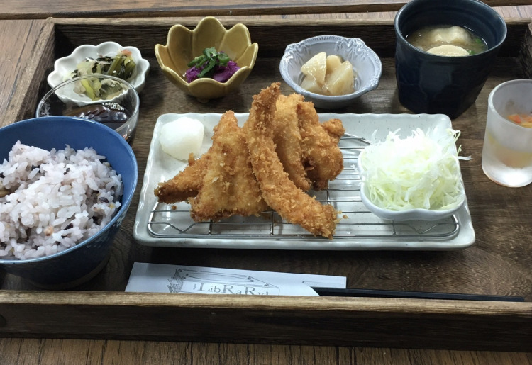 日替わりミックスフライセット